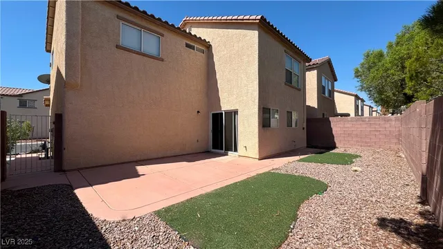 $1,950 | 6176 Windmill Island Avenue, Las Vegas, NV 89139