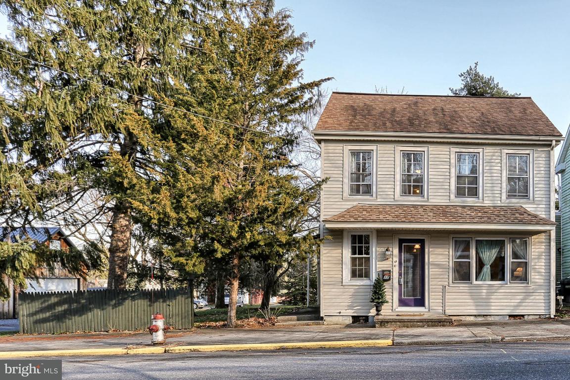 17 South Locust Street Lititz, PA 17543 - Photo 2 of 42