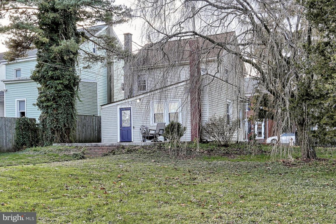 17 South Locust Street Lititz, PA 17543 - Photo 32 of 42