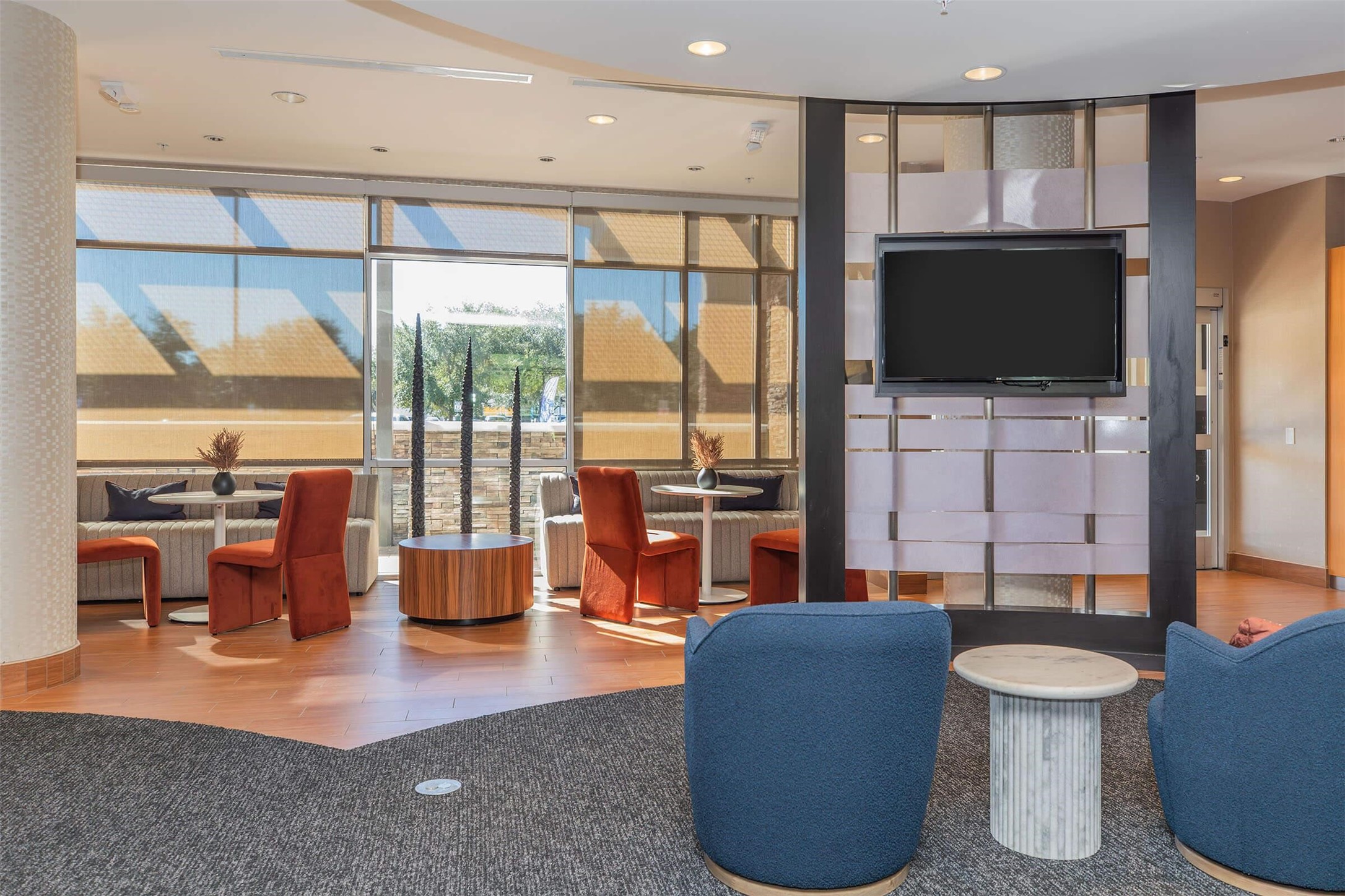 1350 Broadfield Boulevard, Unit 433 Houston, TX 77084 - Photo 25 of 29 a living room with furniture and a flat screen tv