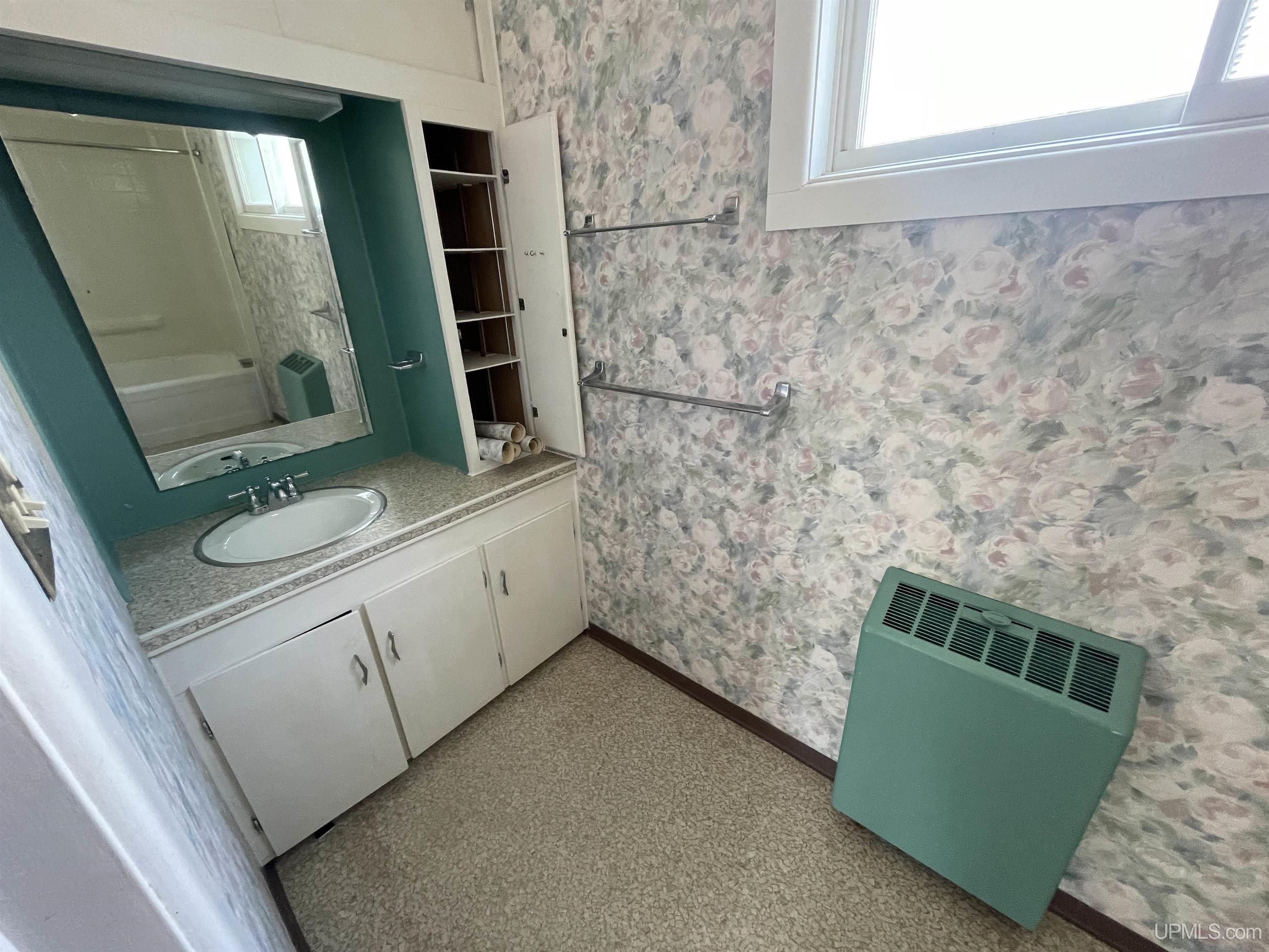 761 East Michigan Ishpeming, MI 49849 - Photo 11 of 33 Gallery Image 11