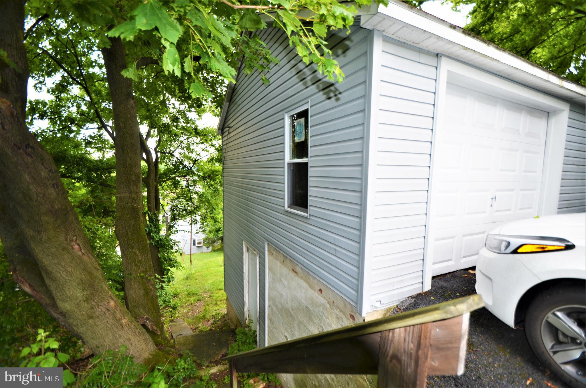 307 First Street Slatington, PA 18080 - Photo 14 of 15 Gallery Image 14