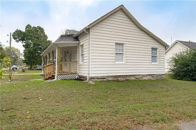 $150,000 | 313 West Harrison Street, Butler, MO 64730