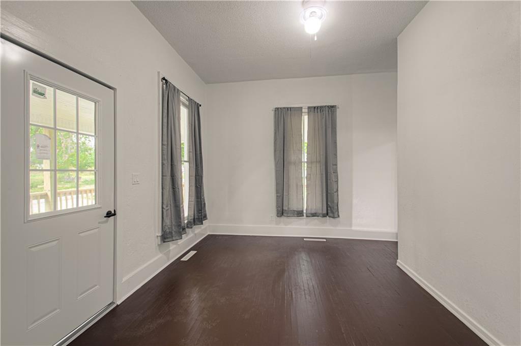 313 West Harrison Street Butler, MO 64730 - Photo 7 of 26