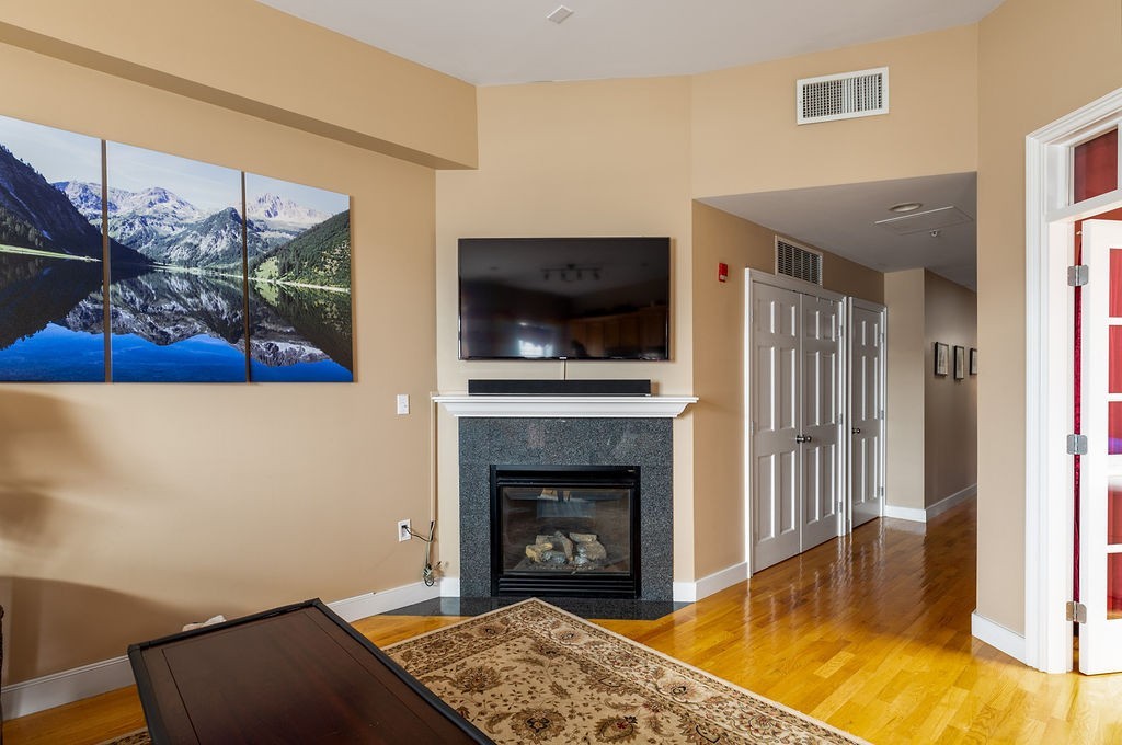 381 West Broadway, Unit 7 Boston, MA 02127 - Photo 15 of 26