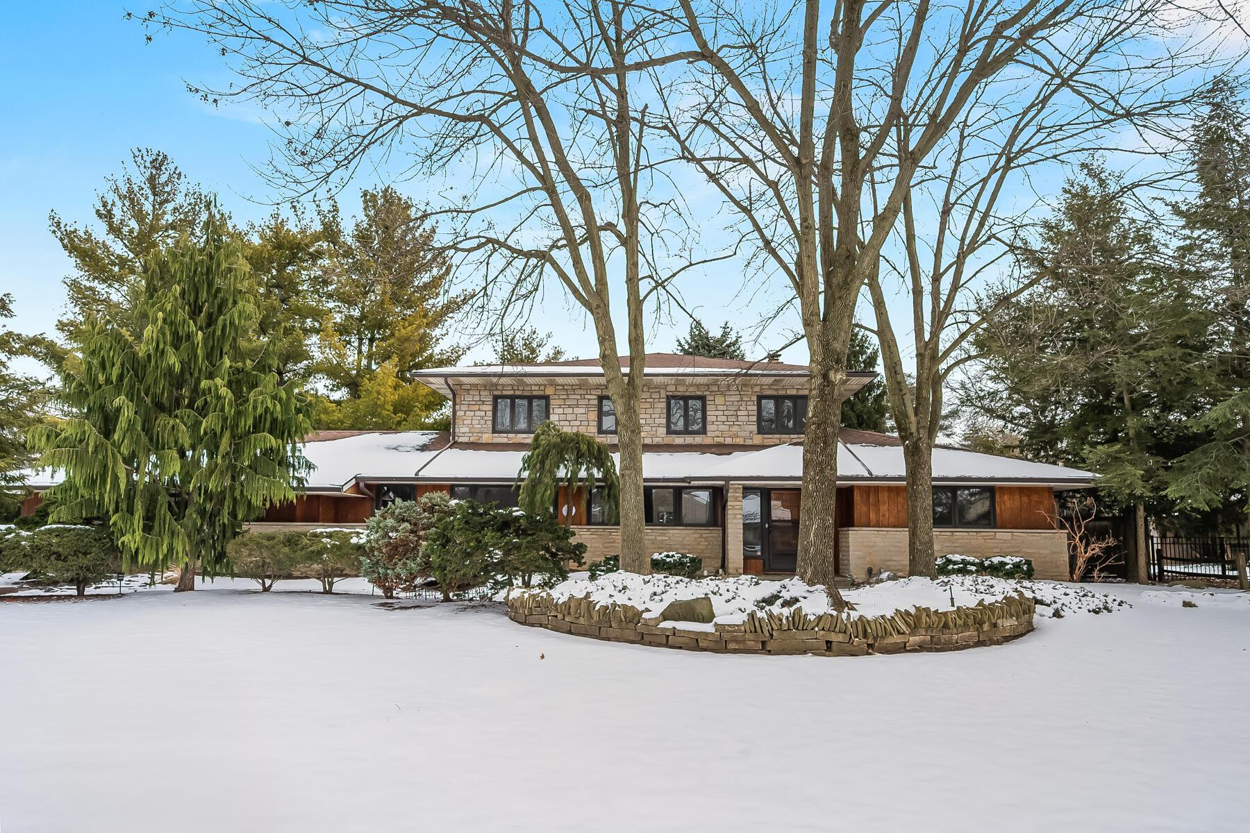 2840 Doncaster Road Columbus, OH 43221 - Photo 4 of 67 2840 Doncaster Rd-102