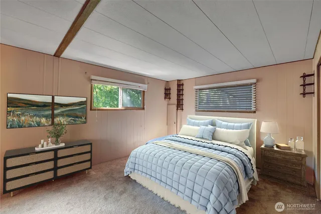 $269,950 | 18425 Northeast 95th Street, Unit 110, Redmond, WA 98052