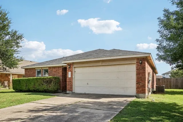 $344,999 | 202 Waterlily Way, Hutto, TX 78634