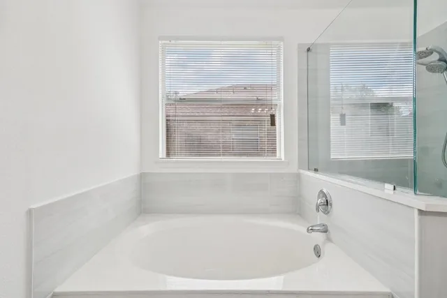 $344,999 | 202 Waterlily Way, Hutto, TX 78634