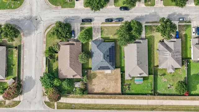 $344,999 | 202 Waterlily Way, Hutto, TX 78634