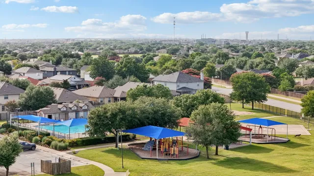 $344,999 | 202 Waterlily Way, Hutto, TX 78634