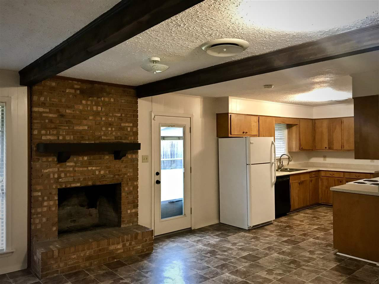 3375 Forest Hill Road Jackson, MS 39212 - Photo 4 of 15 Photo 4