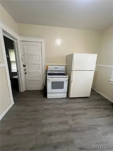 $900 | 85 Sears Street, Buffalo, NY 14212