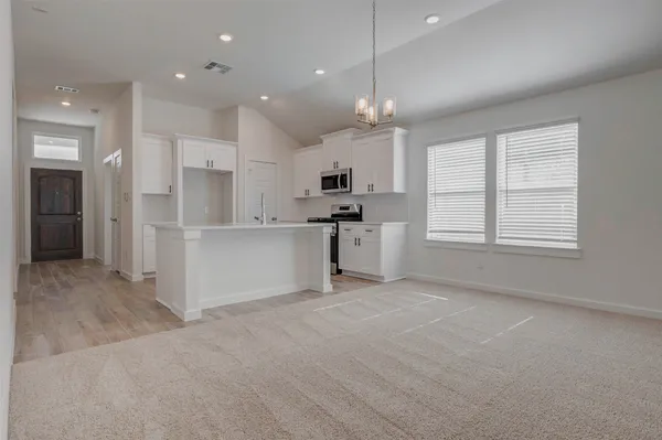 $359,900 | 13206 Hayden Peak Drive, Iowa Colony, TX 77583