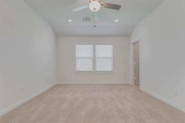 $359,900 | 13206 Hayden Peak Drive, Iowa Colony, TX 77583