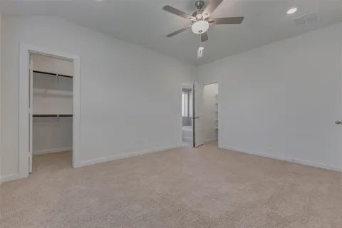 $359,900 | 13206 Hayden Peak Drive, Iowa Colony, TX 77583