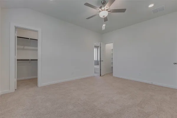 $359,900 | 13206 Hayden Peak Drive, Iowa Colony, TX 77583