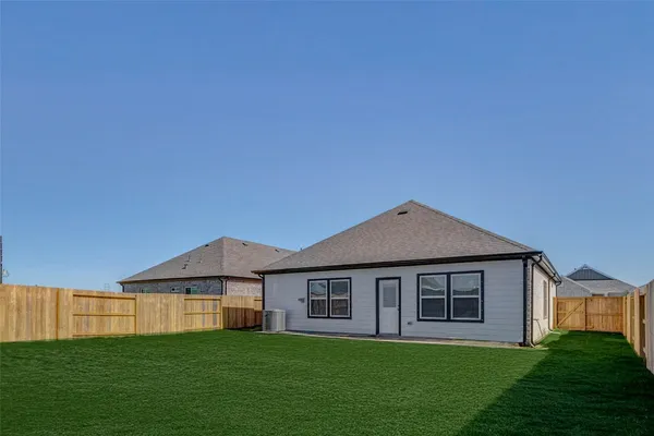 $359,900 | 13206 Hayden Peak Drive, Iowa Colony, TX 77583