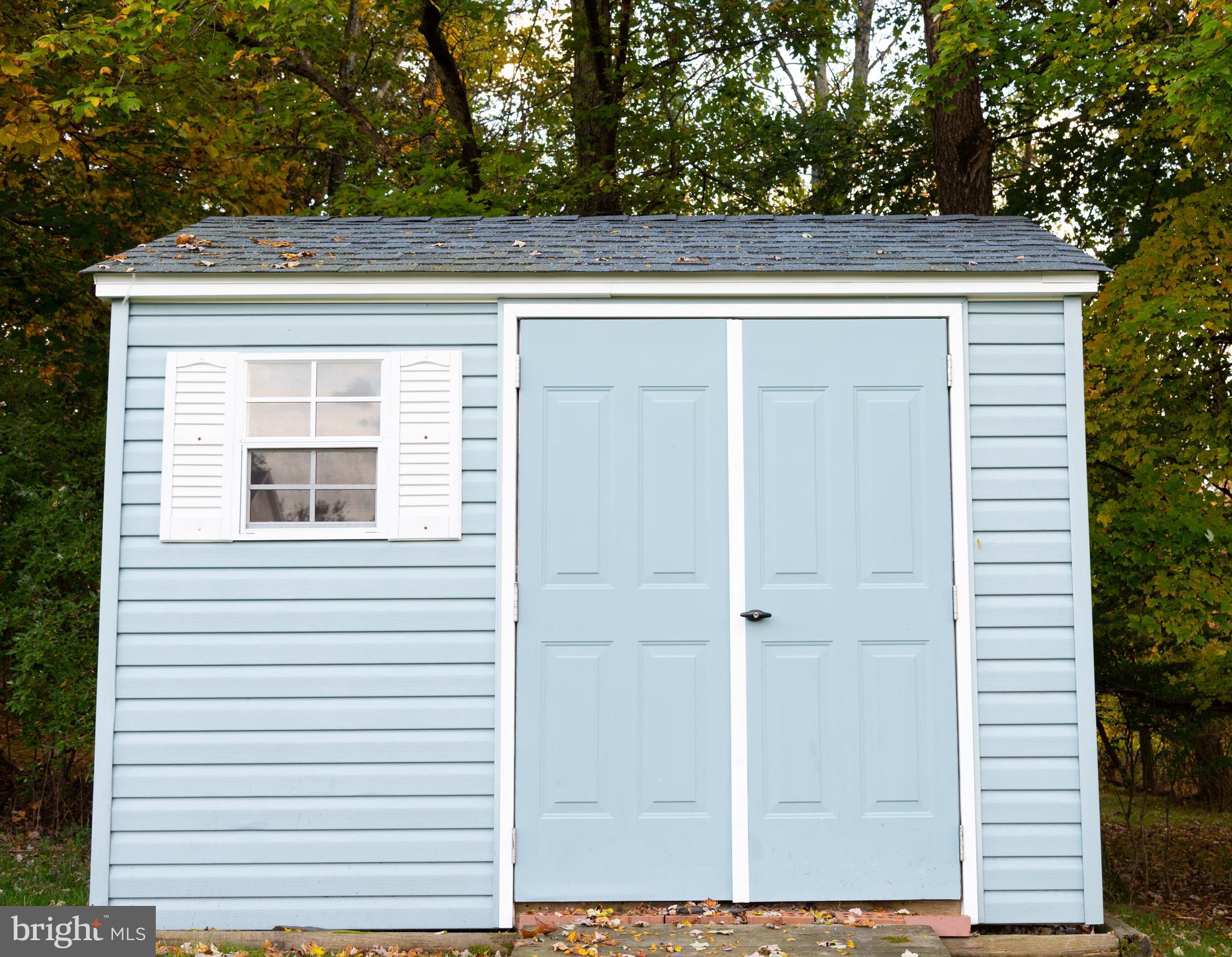 10 Partridge Court Hanover, PA 17331 - Photo 35 of 44 Shed