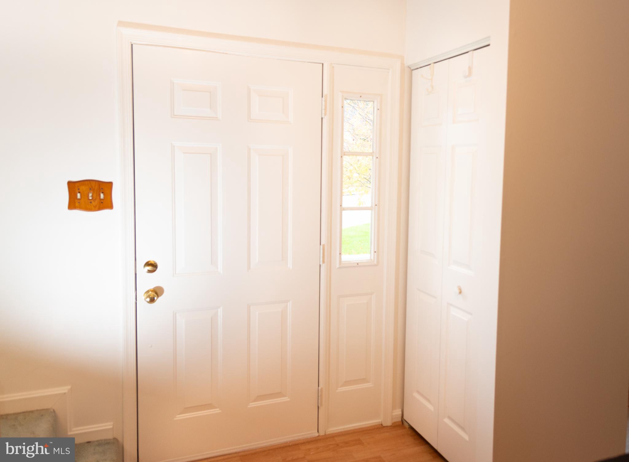 10 Partridge Court Hanover, PA 17331 - Photo 5 of 44 Front Entrance/Coat Closet