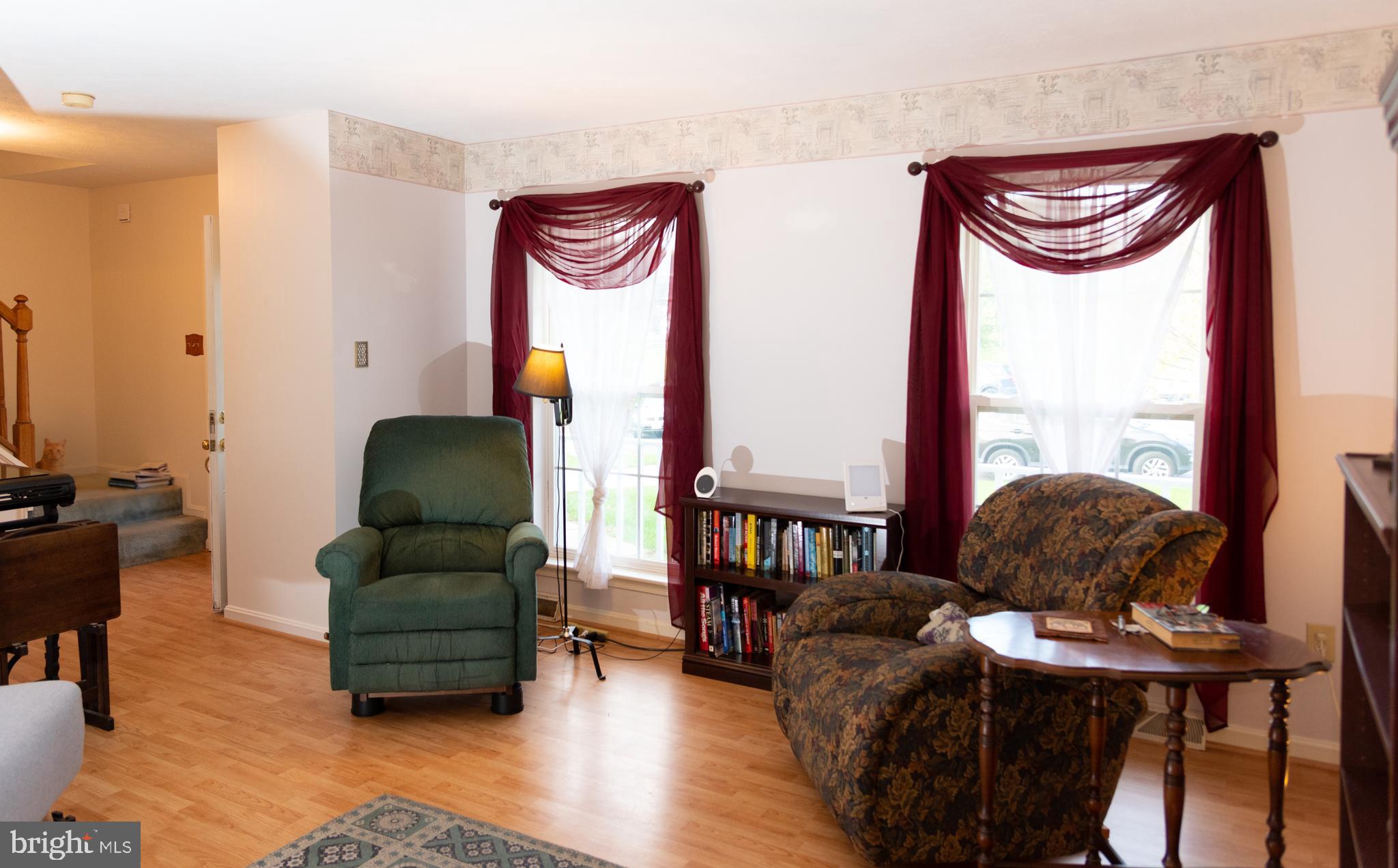 10 Partridge Court Hanover, PA 17331 - Photo 7 of 44 Living Room