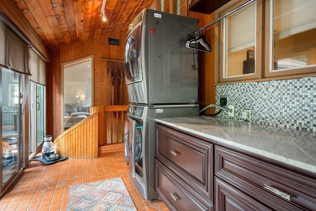 122 Drake Road Burlington, MA 01803 - Photo 27 of 41 Gallery Image 27