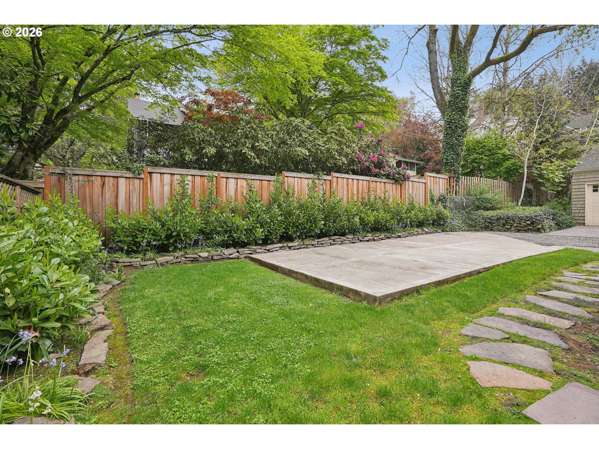 2730 Southwest Old Orchard Road Portland, OR 97201 - Photo 46 of 47 Driveway