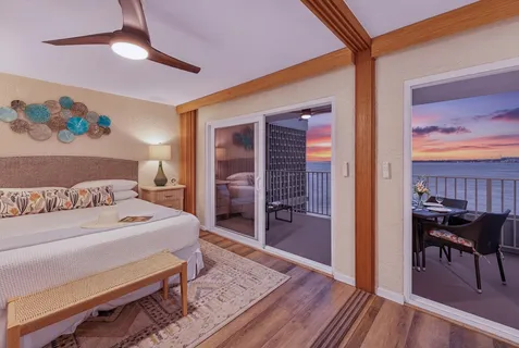 $1,150,000 | 75-6016 Alii Drive, Unit 330, Kailua-Kona, HI 96740