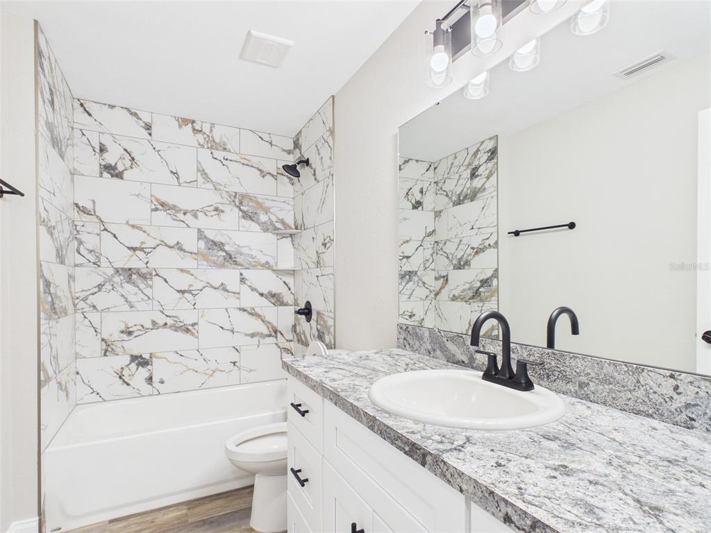 1347 Providence Road Lakeland, FL 33805 - Photo 13 of 31