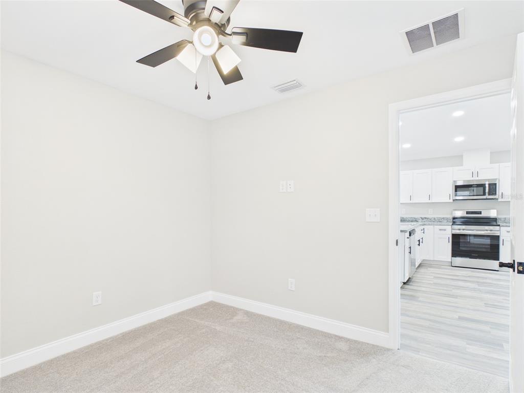 1347 Providence Road Lakeland, FL 33805 - Photo 16 of 31