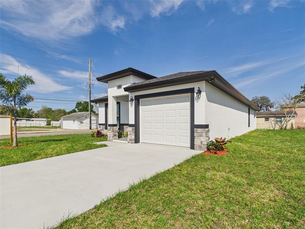 1347 Providence Road Lakeland, FL 33805 - Photo 25 of 31