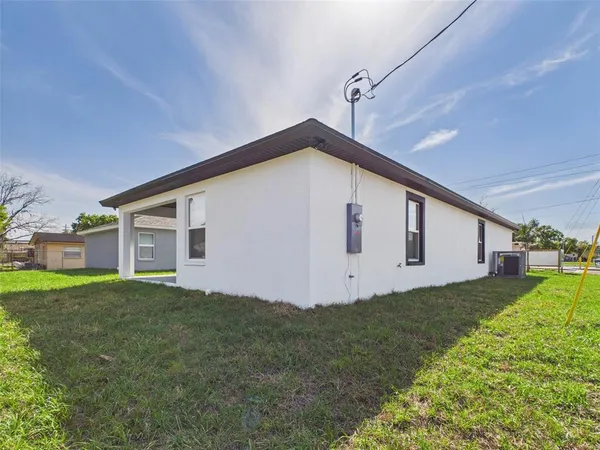$304,900 | 1347 Providence Road, Lakeland, FL 33805