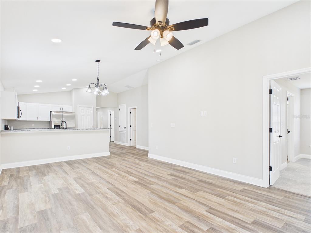 1347 Providence Road Lakeland, FL 33805 - Photo 10 of 31