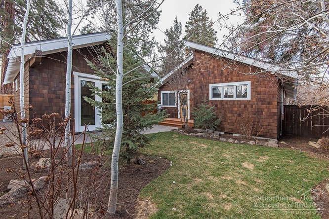 1668 Northwest Awbrey Road Bend, OR 97703 - Photo 14 of 23 Gallery Image 14