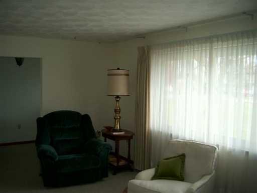 4725 Bosart Road Springfield, OH 45503 - Photo 4 of 8