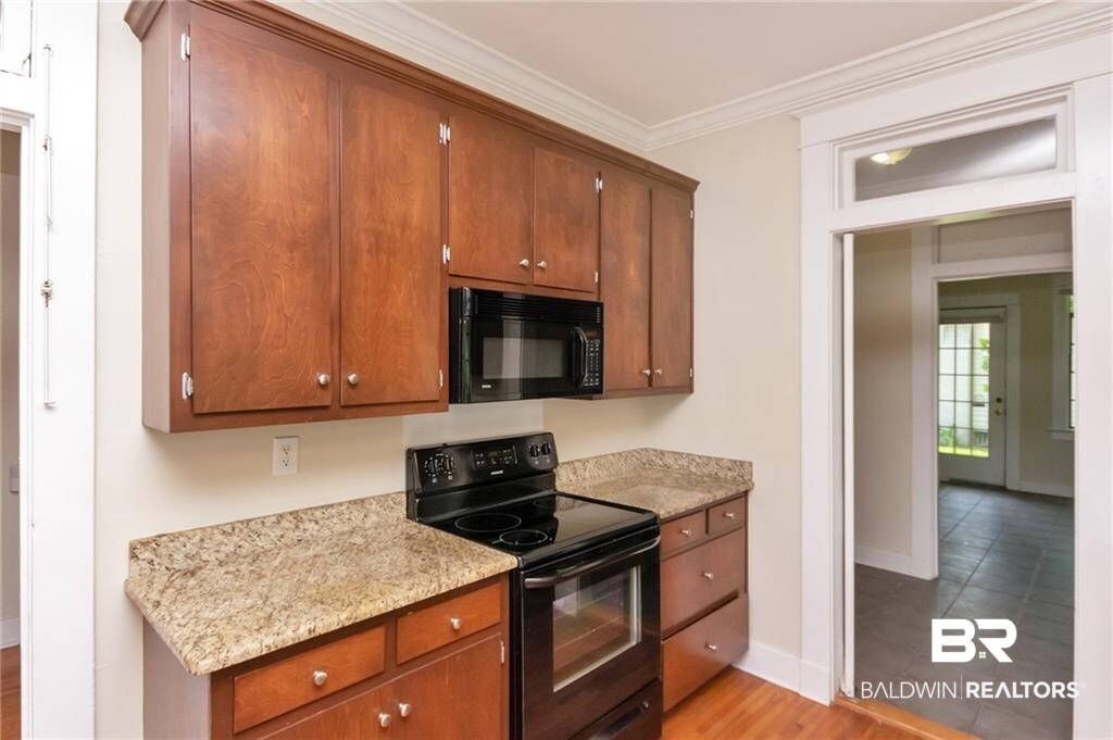 158 South Catherine Street Mobile, AL 36604 - Photo 14 of 40