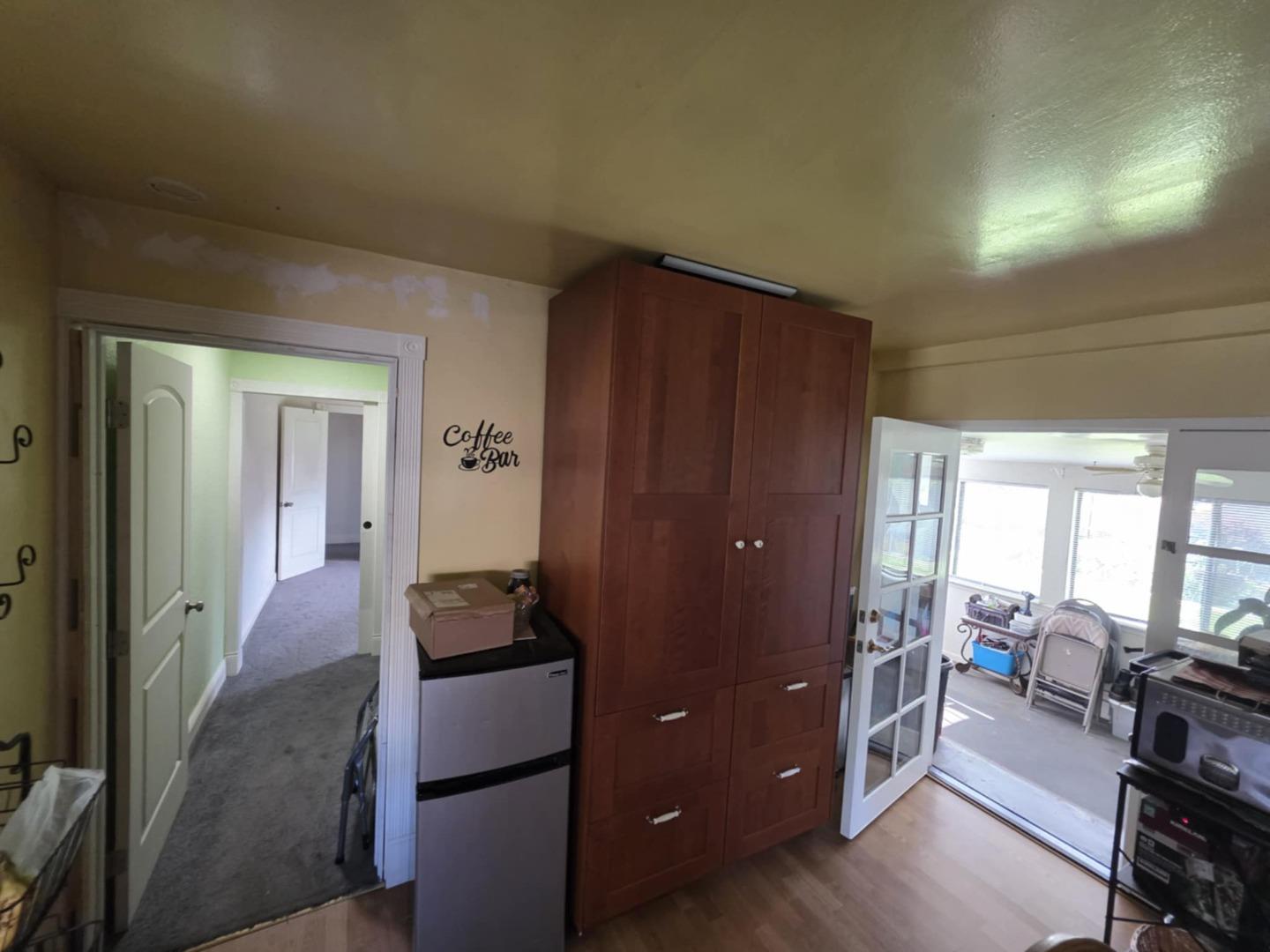 30 Hebert Road Salinas, CA 93906 - Photo 5 of 12 Gallery Image 5
