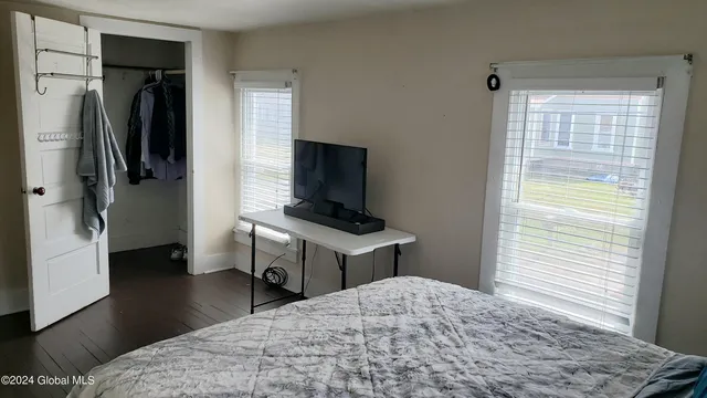 $130,000 | 11 Saratoga Avenue, Broadalbin, NY 12025