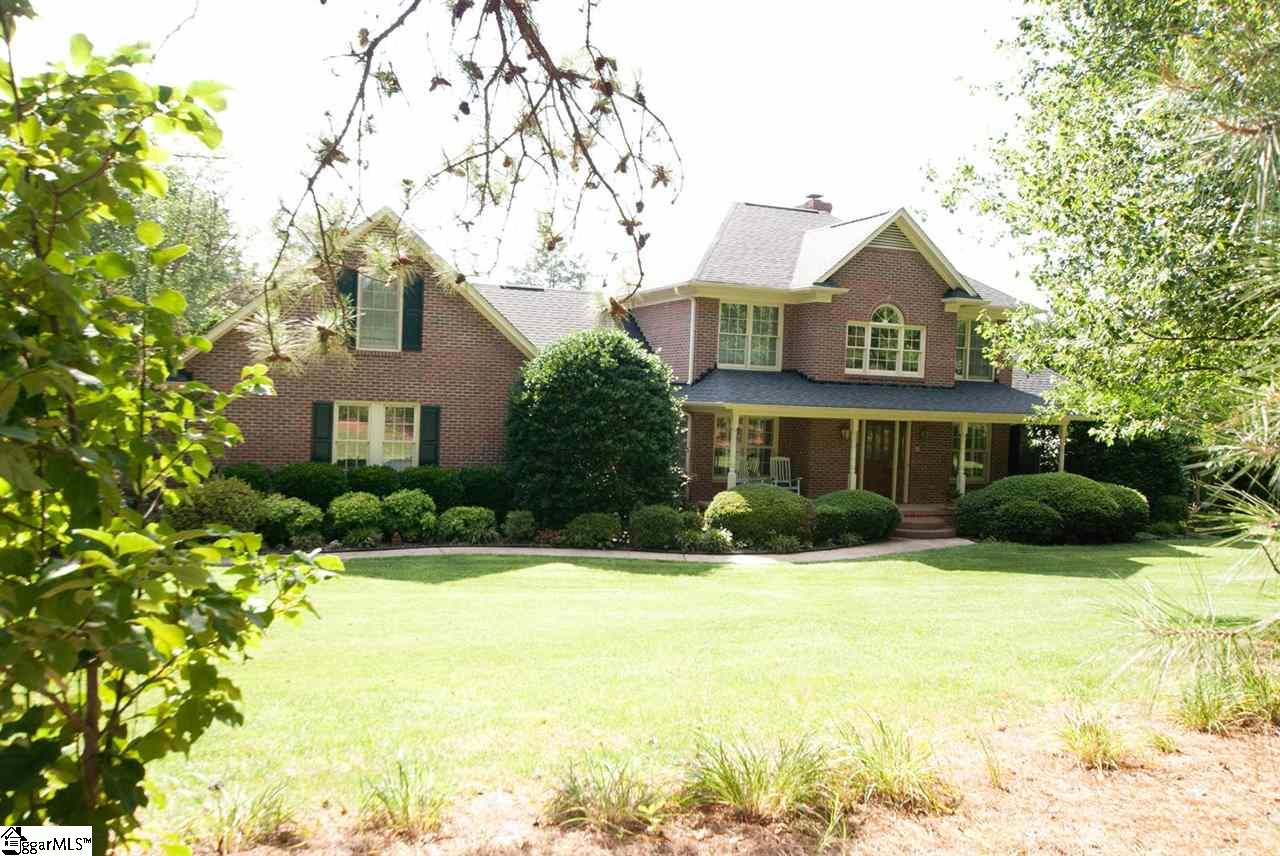 1122 Owens Road Greer, SC 29651 - Photo 1 of 18