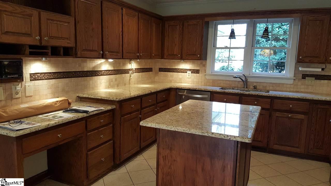 1122 Owens Road Greer, SC 29651 - Photo 14 of 18