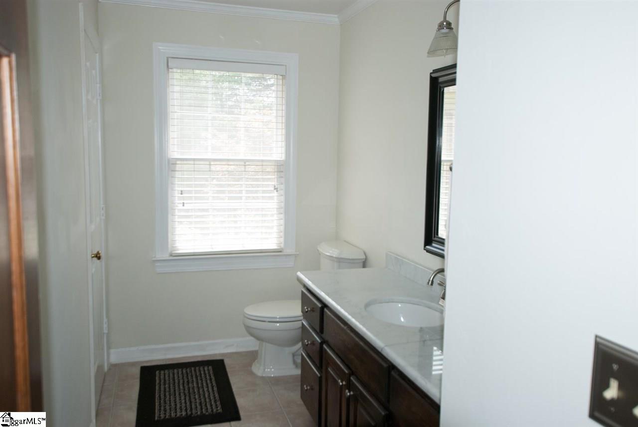 1122 Owens Road Greer, SC 29651 - Photo 9 of 18