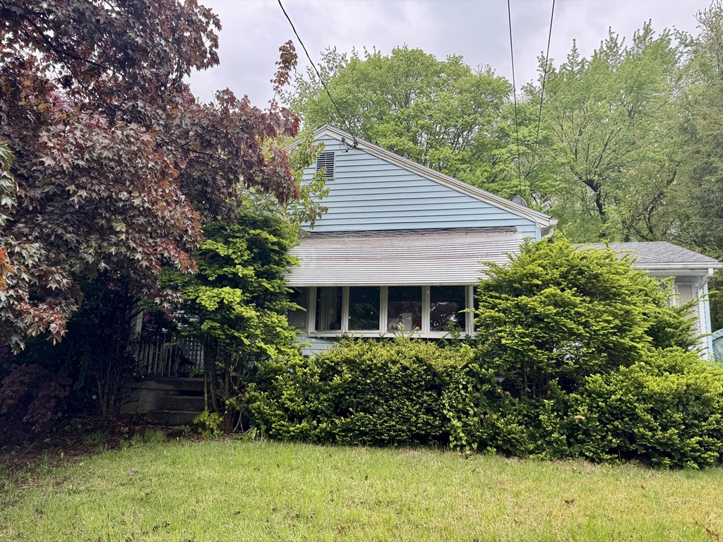 210 Shaker Road East Longmeadow, MA 01028 - Photo 1 of 12