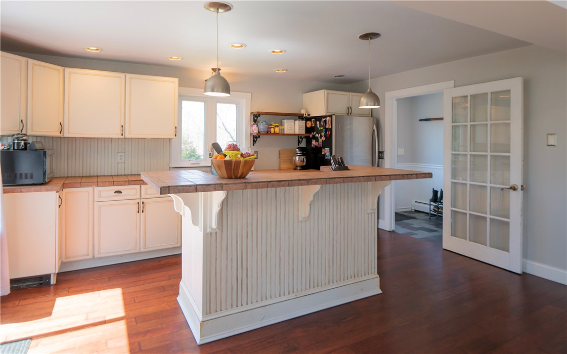 161 Stafford Road Tiverton, RI 02878 - Photo 17 of 47 Gallery Image 17