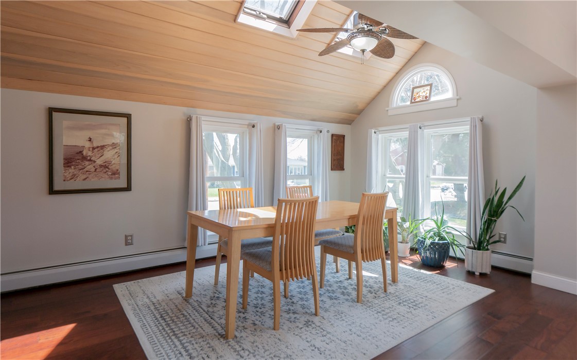161 Stafford Road Tiverton, RI 02878 - Photo 19 of 47 Gallery Image 19