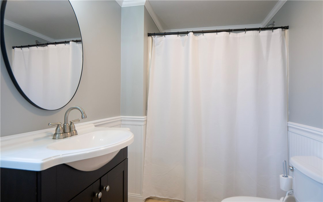 161 Stafford Road Tiverton, RI 02878 - Photo 43 of 47 Gallery Image 43