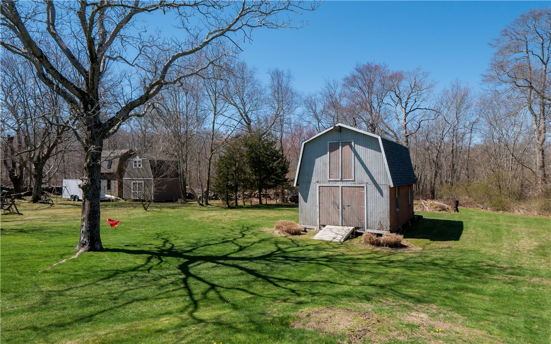 161 Stafford Road Tiverton, RI 02878 - Photo 6 of 47 Gallery Image 6