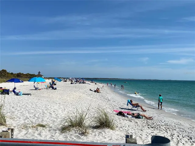 $748,000 | 7212 Spur Court, Sarasota, FL 34243