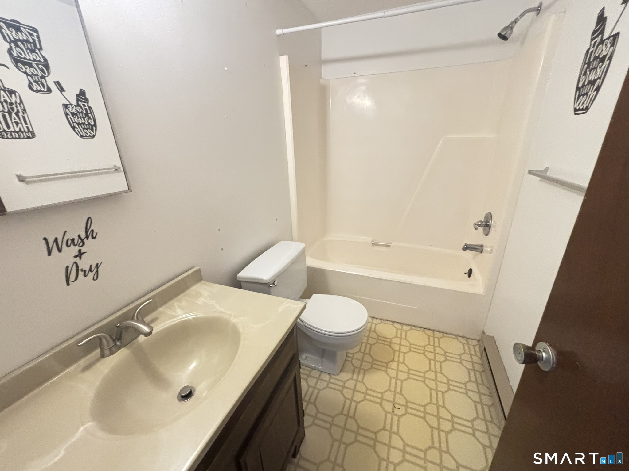39 Horton Hill Road, Unit 6G Naugatuck, CT 06770 - Photo 18 of 37 Gallery Image 18