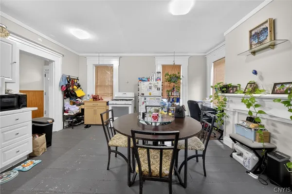 $349,900 | 612 West Seneca Turnpike, Syracuse, NY 13207