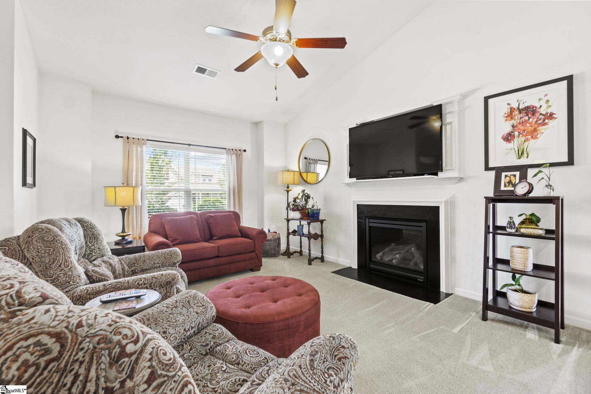 224 Riverdale Road Simpsonville, SC 29680 - Photo 3 of 25 Gallery Image 3